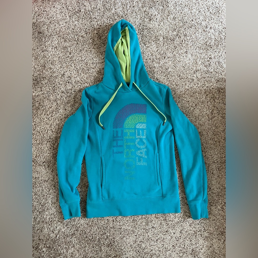 North face pullover hoodie size XS